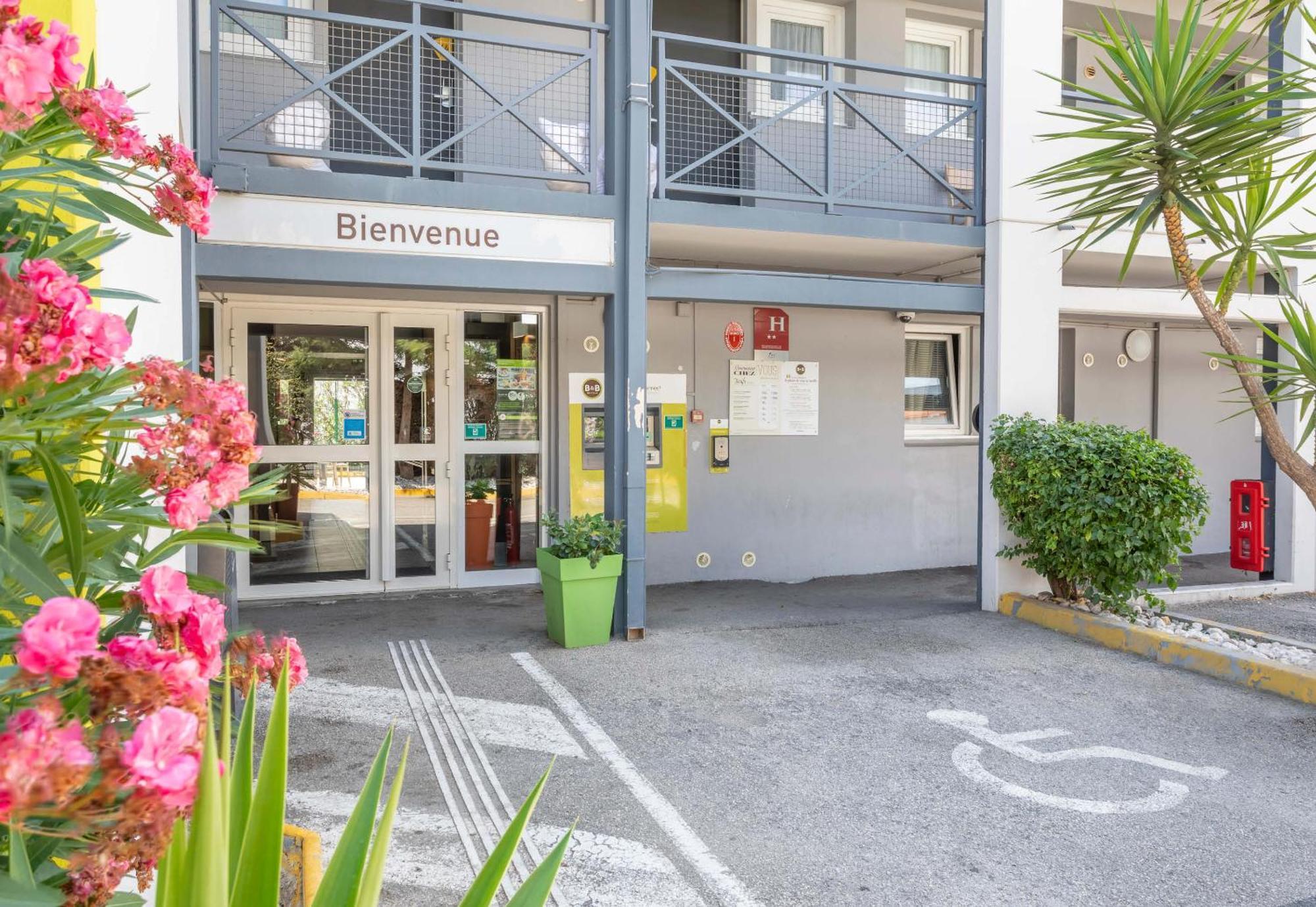 B&B HOTEL Toulon La Seyne sur Mer Eksteriør bilde